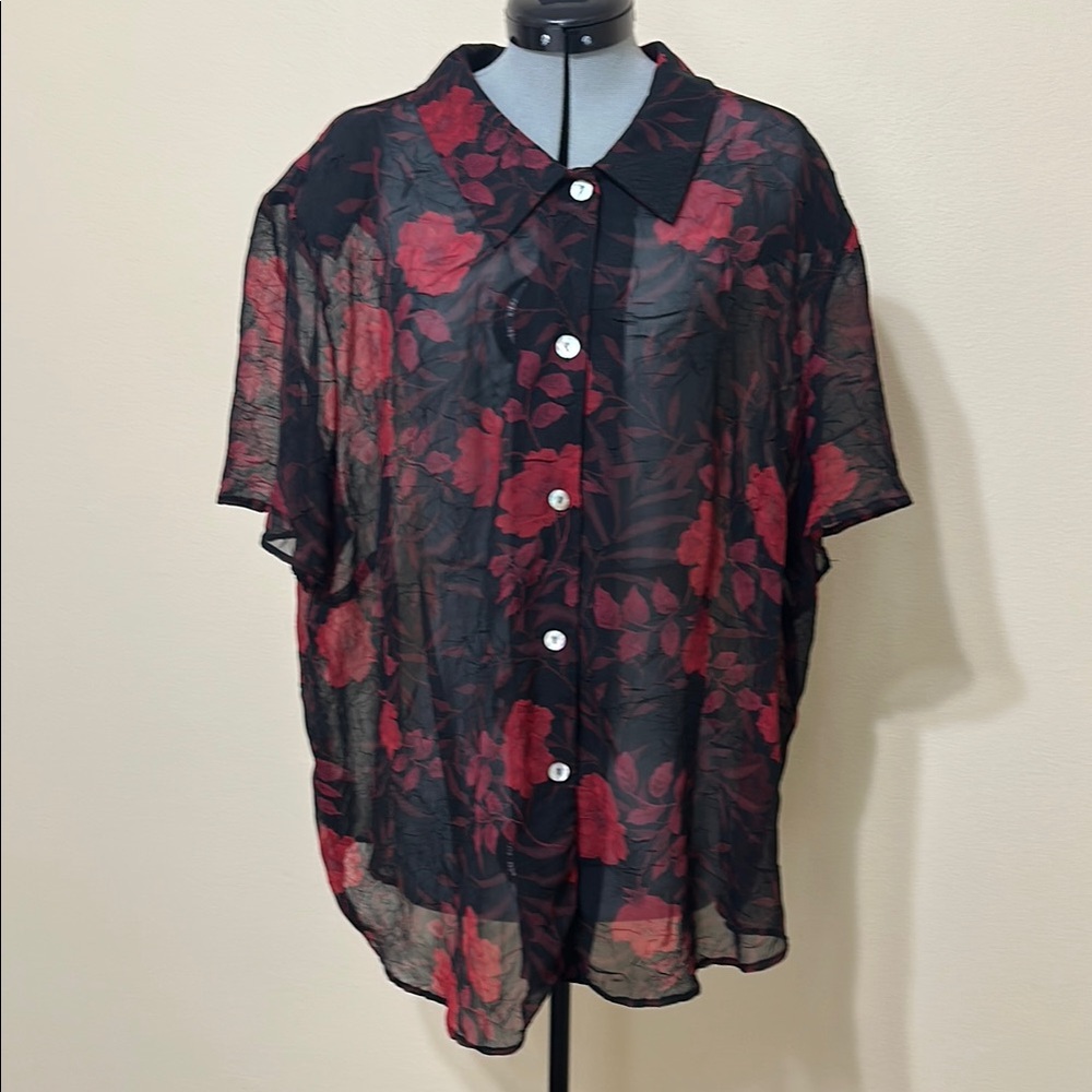 Jessica Howard‎ Black and Red Abstract Blouse